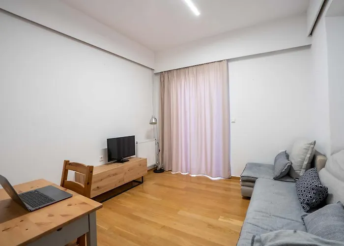 Lefkas Town Apartment